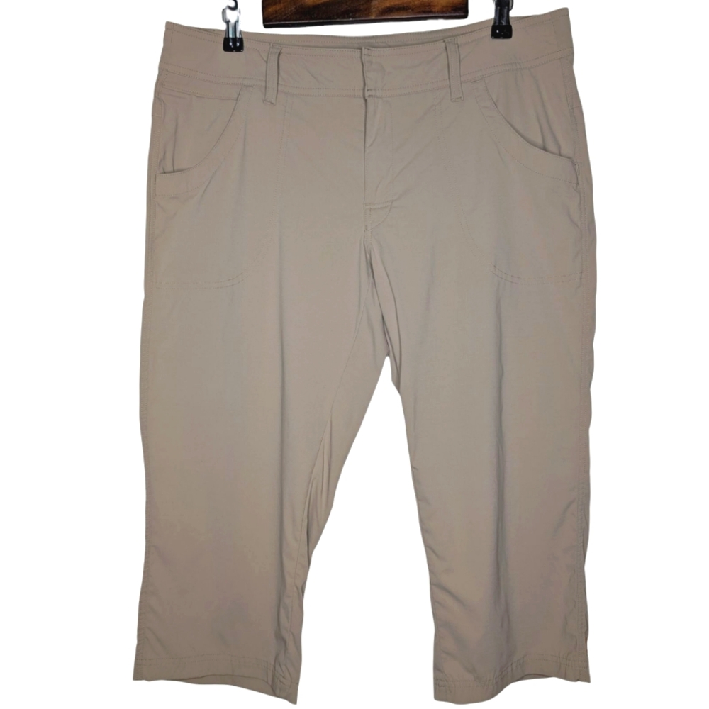 Lucy Women's Tan Athletic Lightweight Outdoor Casual Capris Pants Size Large